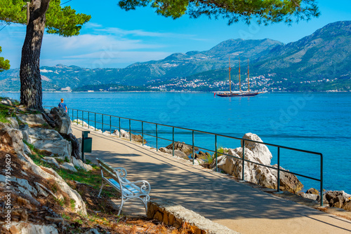 Fototapeta Naklejka Na Ścianę i Meble -  Seaside promenade at Croatian town Cavtat