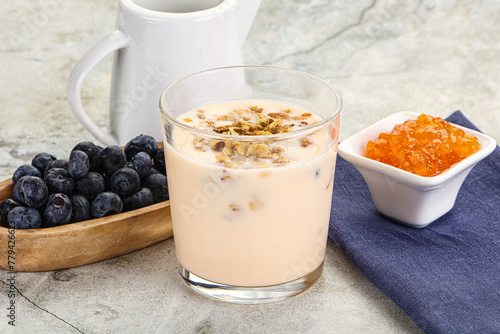 Yoghurt with granola and blueberry
