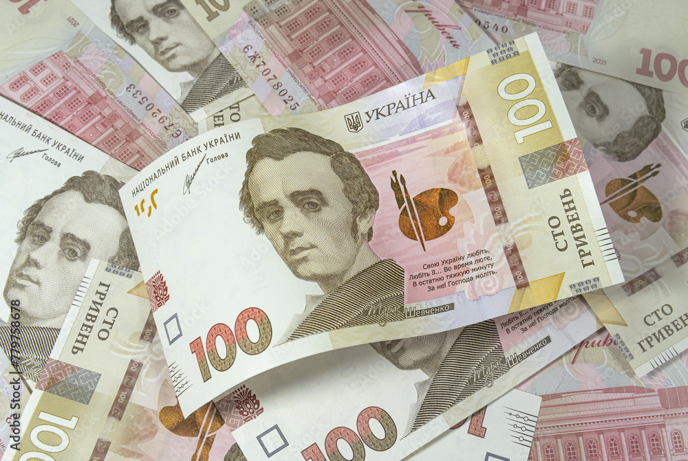 One hundred Ukrainian hryvnia banknote close-up - obrazy, fototapety, plakaty 