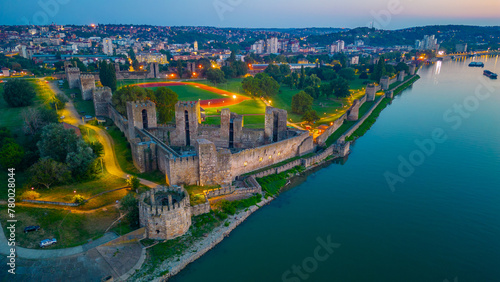 Foto Sunset aerial view of Smederevo fortress in Serbia