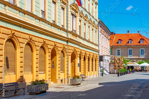 Facades of old houses in the historical center of Ptuj, Slovenia © dudlajzov