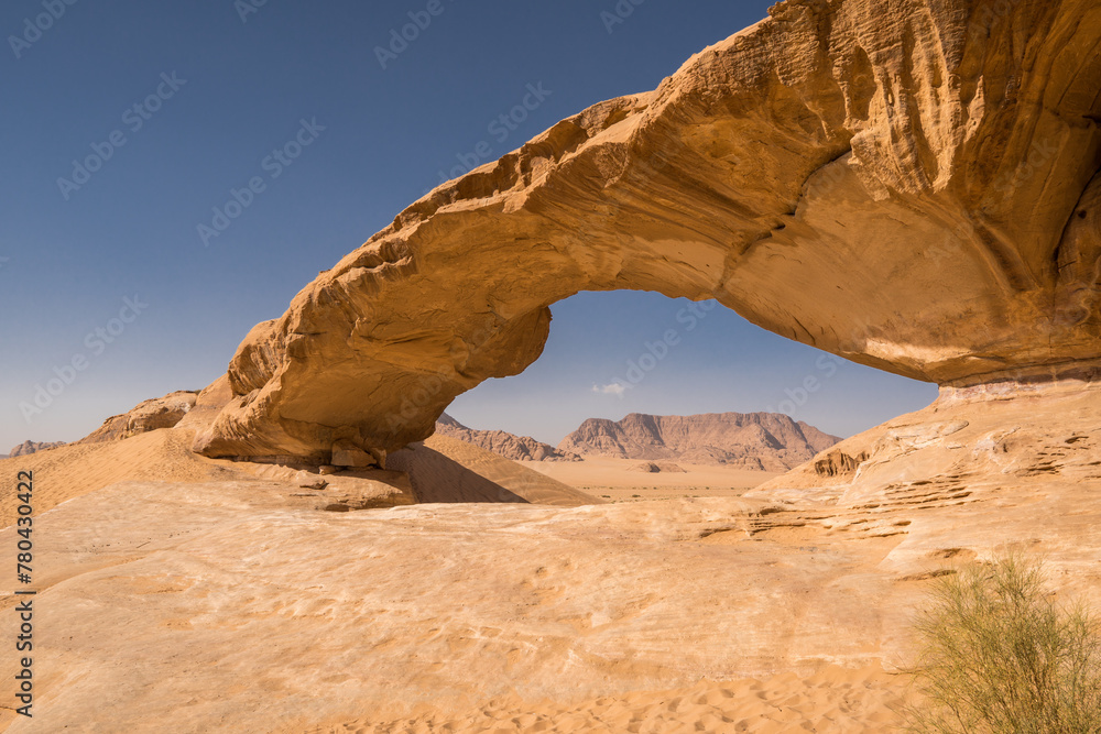 Jebel Kharraz, huge rock arch, Wadi Rum, Jordan