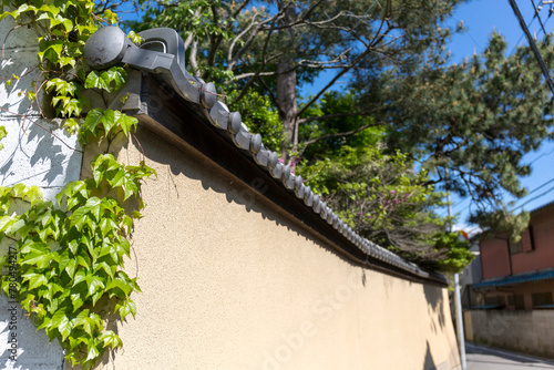 日本家屋の外壁と街並み