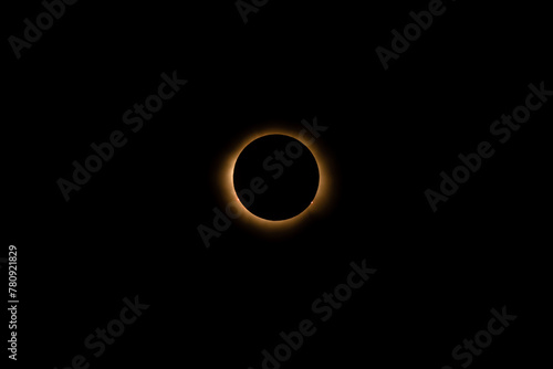 Eclipse total de Sol Abril 8 2024  en Torreón Coahuila photo