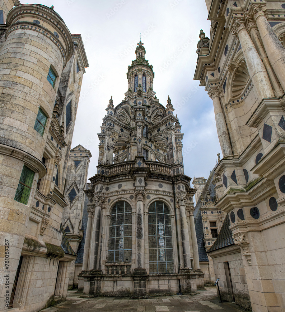 the great Chambord castle in France