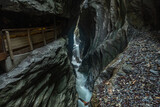 Wasserfall in enger Liechtensteinklamm in Salzbur, Österreich