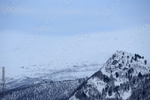 Obraz na płótnie Winter mountains near Bjorli, Norway. w salonie