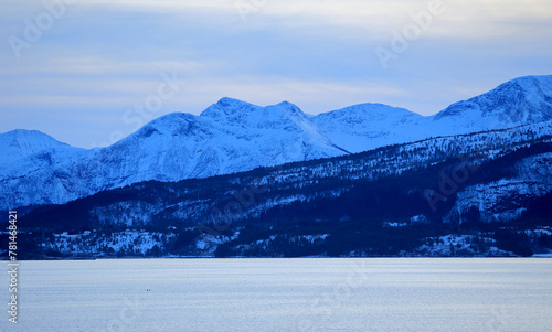 Obraz na płótnie View at the mountains from the Atlantic Ocean Road in winter (Norway). w salonie