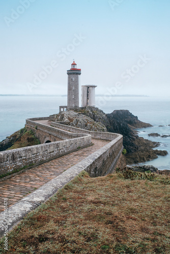 Le phare du Petit Minou dans le Finistère - rade de Brest en Bretagne
