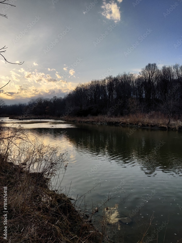 Obraz premium sunset over lake