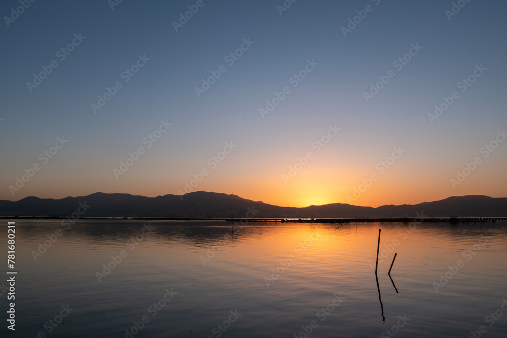 琵琶湖畔の夕暮れ 滋賀県草津市 琵琶湖畔の夕暮れ 滋賀県草津市