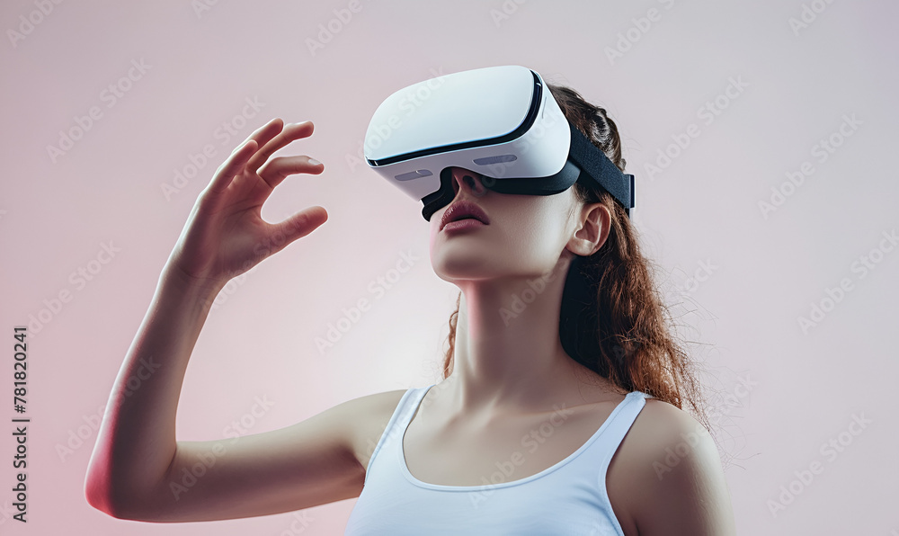 Looking Around the Metaverse Looking Around the Metaverse