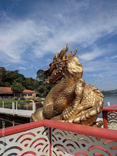 chinese dragon statue