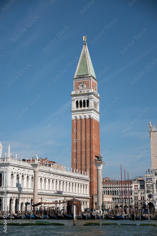 Fototapeta premium Vertical shot of St Mark's Campanile in Venice on a sunny day, Italy