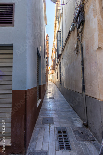 A very narrow street of Malaga city © Mauro Rodrigues