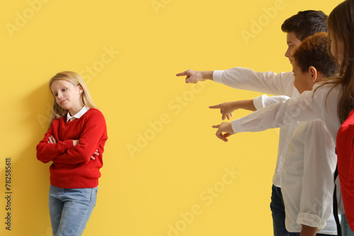 Classmates bullying little ...