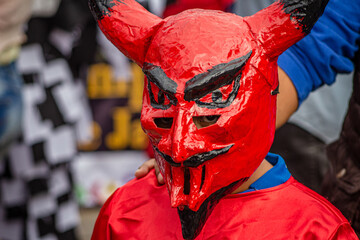 Keuken achterwand Carnaval Tribaal masker tijdens Catrinas parade  © Ivan Muñoz Colorado