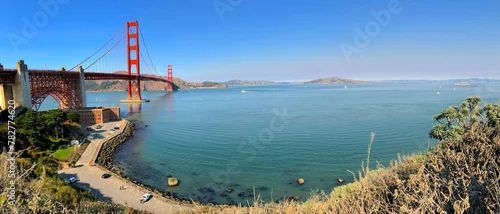 Obraz  z motywem Panoramic View of The Golden Gate Bridge with Clear and Blue Sky, San Francisco , CA, USA. 