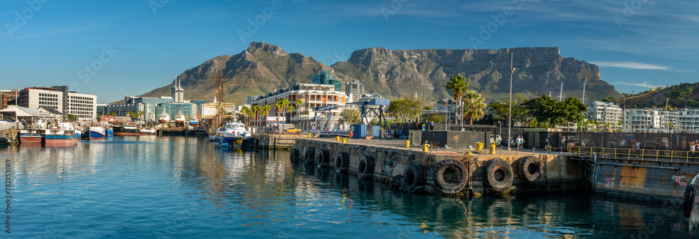 Victoria and Albert Waterfront with the stunning Table mountain in the background, Cape Town, South Africa