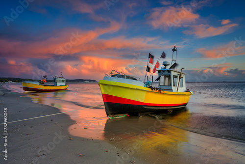 Fototapeta Naklejka Na Ścianę i Meble -  Beautiful sunrise on the beach of Baltic Sea in Sopot, Poland