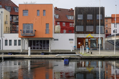 Moderne Architektur am Stadthafen von Malchow