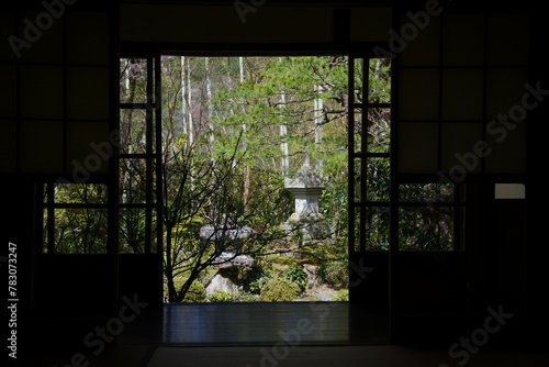 宝泉院　室内から庭園を望む　京都市左京区大原