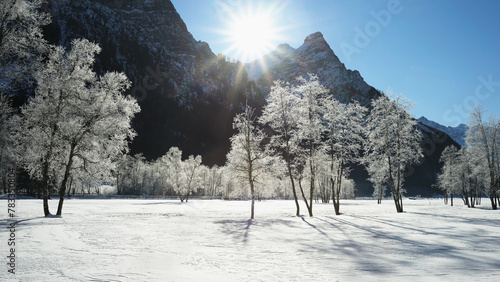 Der Raureif hat eine wunderbare Winterlandschaft ins Gschnitztal gezaubert. photo