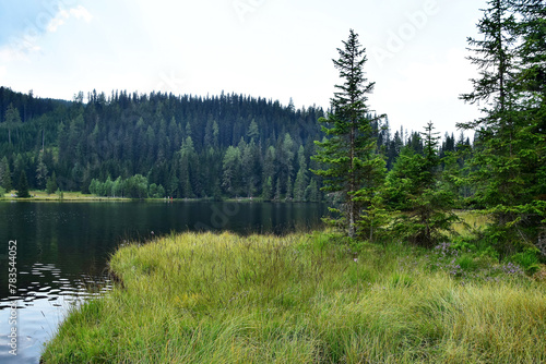 Der idyllische Prebersee an der Landesgrenze Salzburg/Steiermark