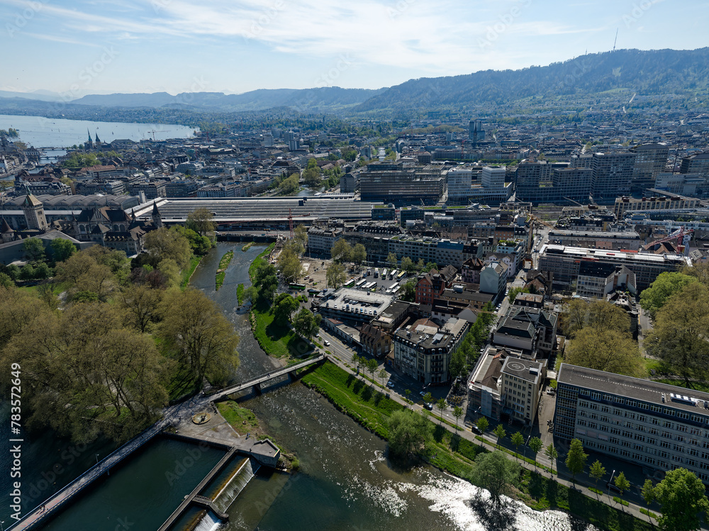 Obraz premium Aerial view of Swiss City of Zürich with cityscape and skyline on a sunny spring day. Photo taken April 12th, 2024, Zurich, Switzerland.