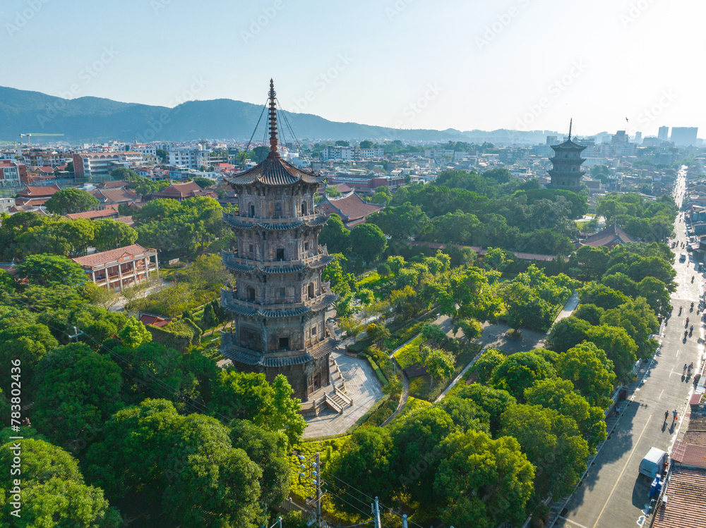 Early morning scenery of Kaiyuan Temple in Quanzhou, Fujian, China Early morning scenery of Kaiyuan Temple in Quanzhou, Fujian, China
