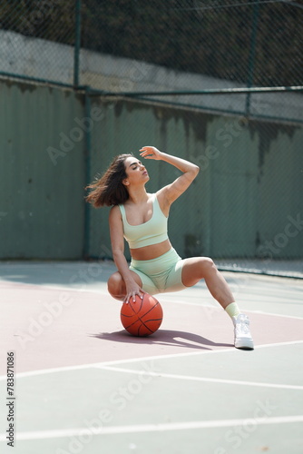 woman basketball player