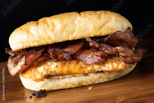 american bacon and eggs breakfast sandwich © fkruger