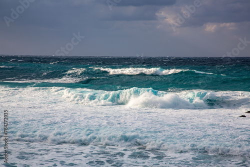 奄美の海, ダイナミックな海, 美しい波, 美しい波色,  © KOSAC