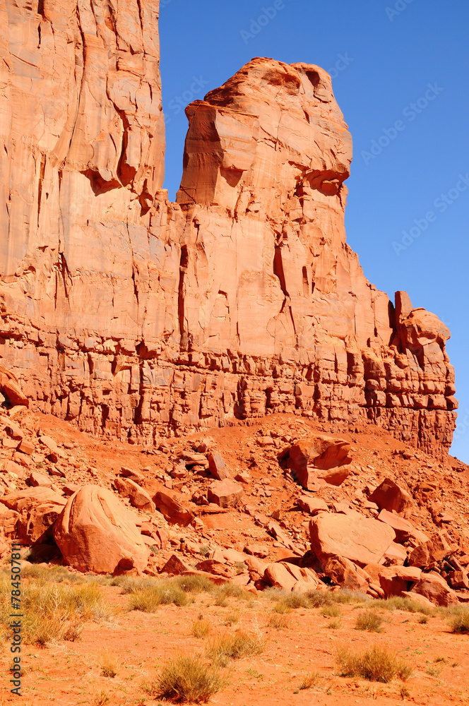 Fototapeta premium Desolate and Barren Monument Valley Arizona USA Navajo Nation