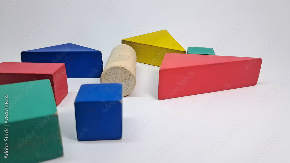 Children's puzzle toy with colorful wooden blocks to train children's skills Children's puzzle toy with colorful wooden blocks to train children's skills