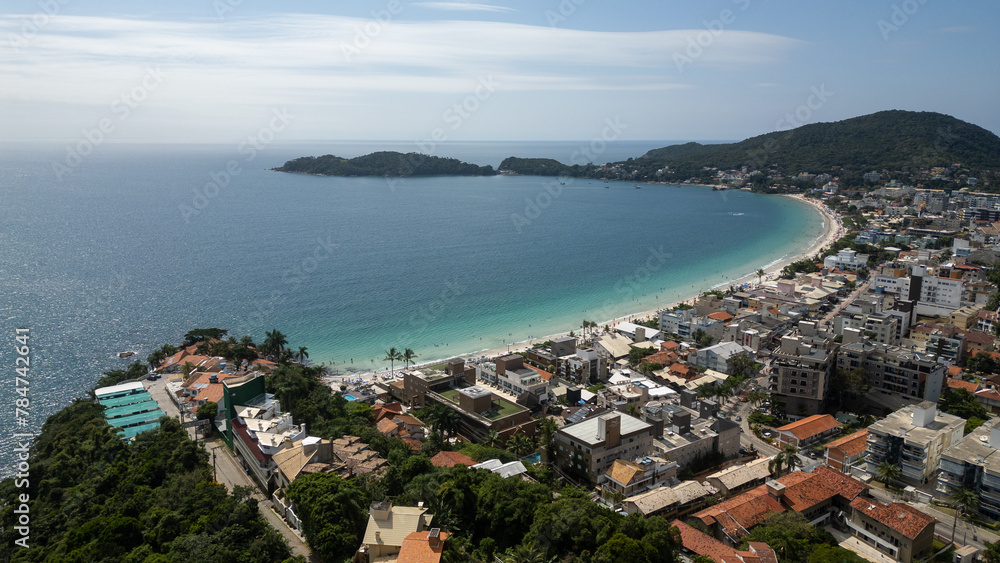 Vista aeria da praia de Bombinhas em Santa Catarina