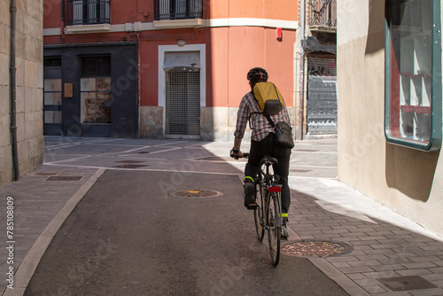 Mobility. By bike through the Old Town of Pamplona