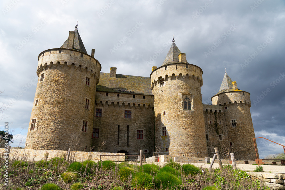 Le château de Suscinio : joyau médiéval au cœur du Morbihan, témoignant du faste de la Bretagne, entre majesté architecturale et histoire fascinante