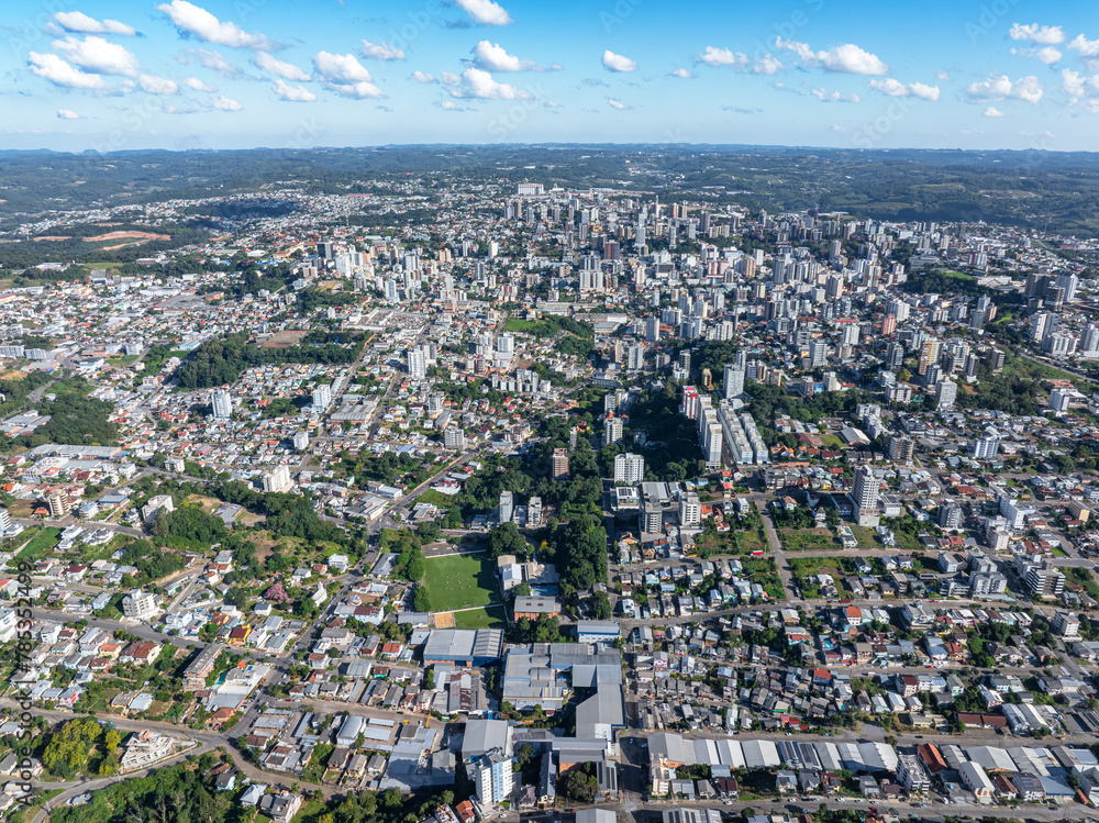 Imagem aérea de Bento Gonçalves RS também conhecida como Cruzinha e Colônia Dona Isabel. Imagem aérea de Bento Gonçalves RS também conhecida como Cruzinha e Colônia Dona Isabel.