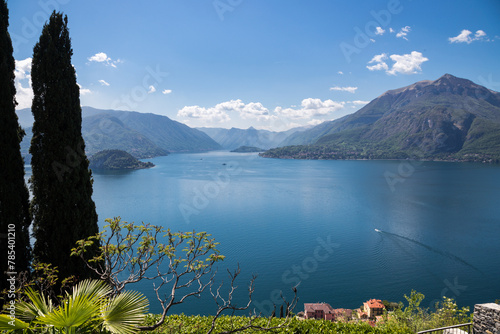 Panorama del lago di Como dal castello di Vezio photo