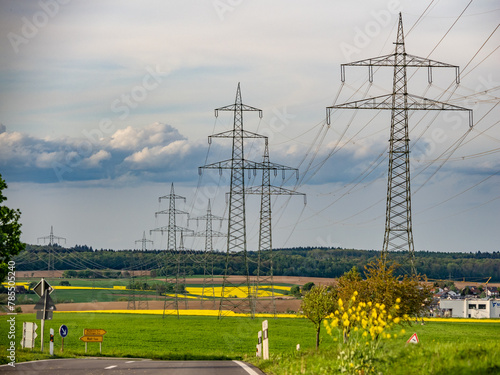 Hochspannungsmasten einer Überlandleitung im Enzkreis photo