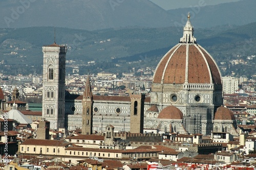 Il centro storico  monumentale di Firenze .  photo