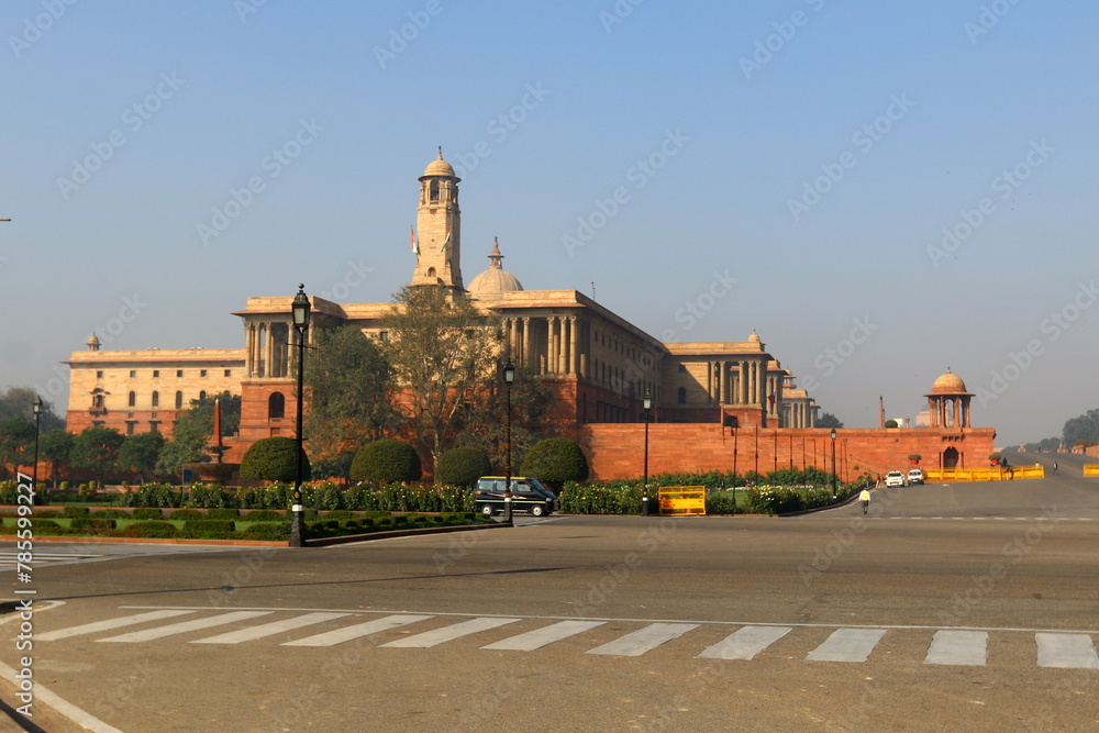 Obraz premium 02/24/2023 Delhi India. Delhi, the capital of India, is popular among tourists due to the abundance of attractions and the interweaving of different cultures.