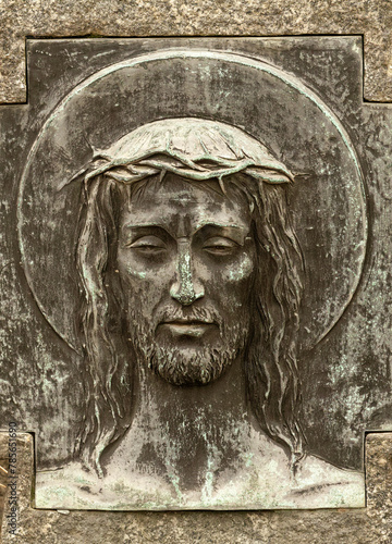 Face of Christ. Visage du Christ.Cimetière monumental, Milan - Italie.