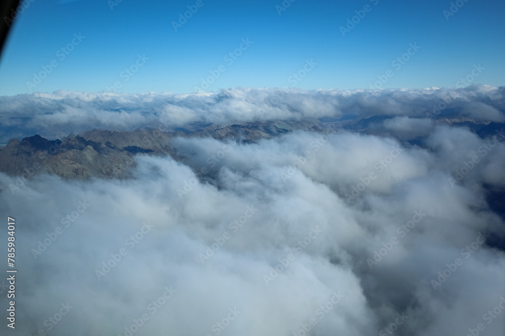 Berge im Süden von Neuseeland aus der Sicht des Flugzeuges Berge im Süden von Neuseeland aus der Sicht des Flugzeuges