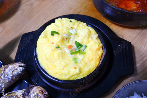 韓国旅行で味わいたい、ふわふわの食感の卵料理、ケランチム（韓国風蒸したまご） 