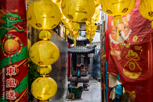 THAILAND BANGKOK CHINA TOWN WAT LENG MOEI YI photo