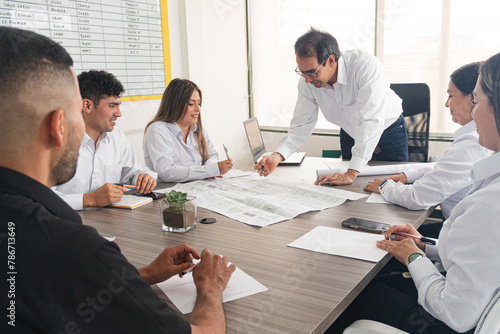 Quadro em tela Strategic planning in the business meeting