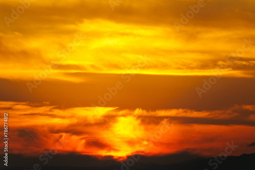 Fototapeta Naklejka Na Ścianę i Meble -  湘南から見た夕日に染まった雲