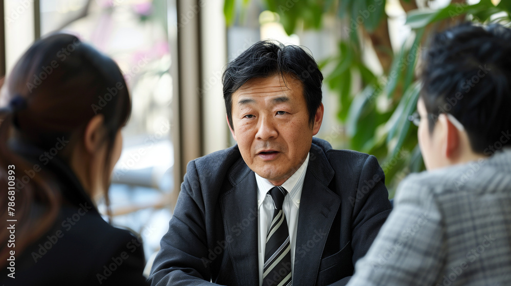 商談成立したビジネスマン